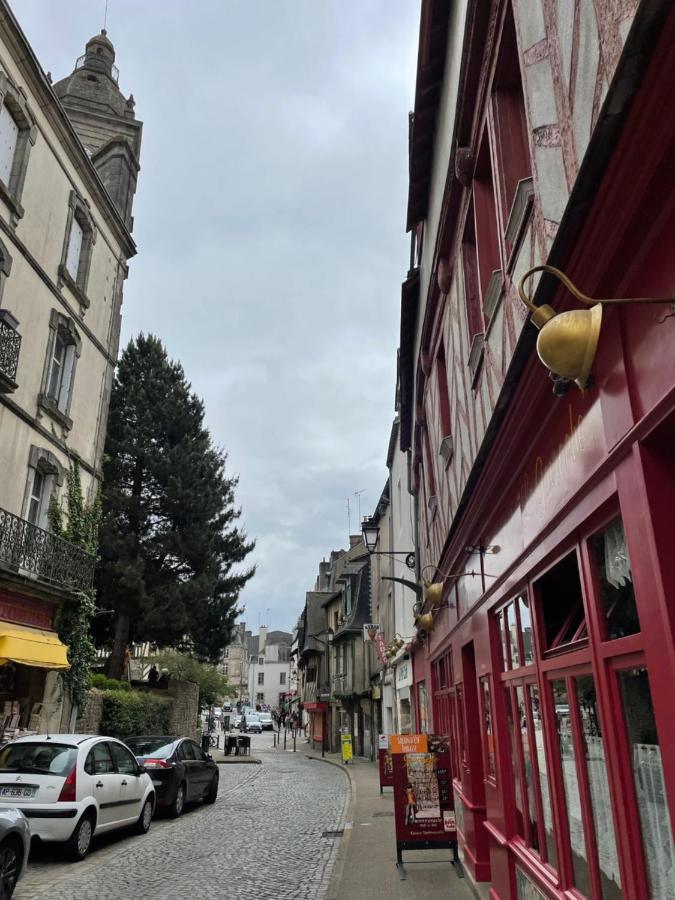 Appartement 2 Pieces Centre De Vannes Avec Parking Prive ภายนอก รูปภาพ